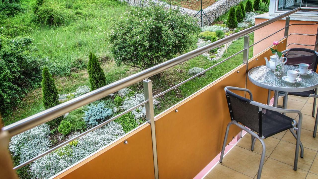 Apartmany Relax Podhájska Eksteriør billede